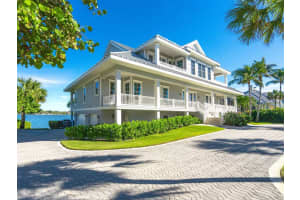 2006 CASEY KEY ROAD, NOKOMIS, FL 34275 Sold 04/12/24