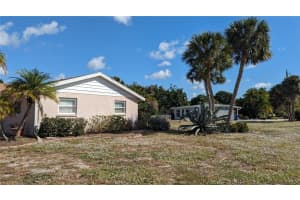 2500 BAYSHORE ROAD, NOKOMIS, FL 34275 - MLS#MFRN6129951