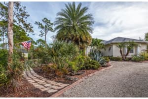2 RIVERFRONT COURT, VENICE, FL 34293 Sold 02/26/24