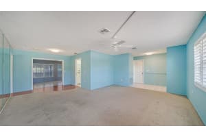 269 CAPRI AVENUE, VENICE, FL 34293 Sold 04/15/24