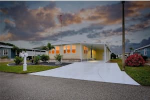 42 CASTAWAY COURT, NORTH PORT, FL 34287 Sold 03/12/24