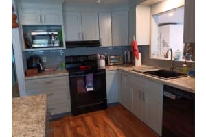 718 CAREFREE, VENICE, FL 34285 Sold 10/25/24