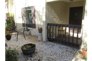 355 THREE LAKES COURT, VENICE, FL 34285 Sold 11/04/24