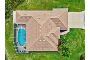 7203 SPUR COURT, SARASOTA, FL 34243 Sold 05/21/24