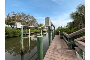 434 SHORE DRIVE, OSPREY, FL 34229 Sold 12/06/24