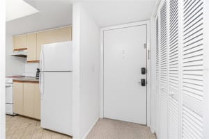 503 ALBEE FARM ROAD, VENICE, FL 34285 Sold 09/27/24