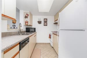 503 ALBEE FARM ROAD, VENICE, FL 34285 Sold 09/27/24