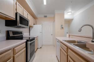 11490 VILLA GRAND #221, FORT MYERS, FL 33913 - MLS#MFRN6131572