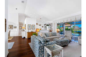 869 MACAW CIRCLE, VENICE, FL 34285 Sold 04/25/24