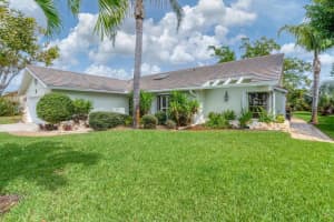 220 WOODLAND DRIVE, ENGLEWOOD, FL 34223 Sold 05/03/24