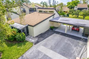 696 WHITE PINE TREE ROAD, VENICE, FL 34285 Sold 07/17/24