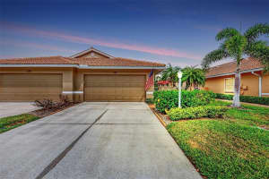 218 Auburn Woods Cir, VENICE