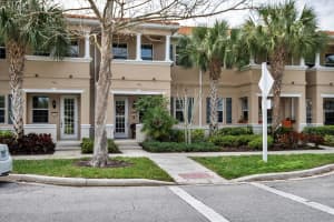 3716 82ND AVENUE CIRCLE, SARASOTA, FL 34243 Sold 07/01/24