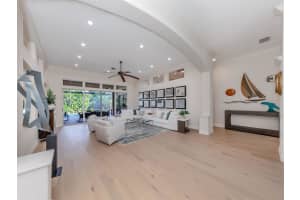 419 HUNTRIDGE DRIVE, VENICE, FL 34292 Sold 04/01/25