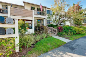 1124 BIRD BAY WAY, VENICE, FL 34285 Sold 10/21/24