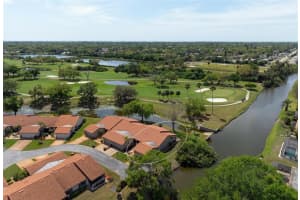 869 COUNTRY CLUB CIRCLE, VENICE, FL 34293 Sold 08/14/24