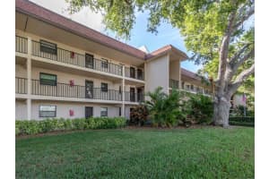 104 CAPRI ISLES BOULEVARD, VENICE, FL 34292 Sold 09/24/24