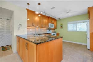 448 CERROMAR ROAD, VENICE, FL 34293 Sold 05/09/25