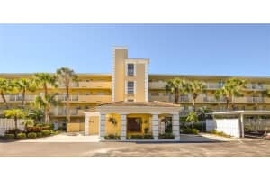 837 WEXFORD BOULEVARD, VENICE, FL 34293 Sold 02/06/25