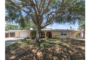 324 BEACH ROAD, VENICE, FL 34285 Sold 01/14/25