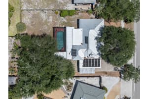 324 BEACH ROAD, VENICE, FL 34285 Sold 01/14/25