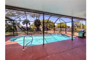 324 BEACH ROAD, VENICE, FL 34285 Sold 01/14/25