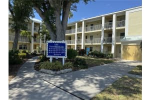 433 CERROMAR LANE, VENICE, FL 34293 Sold 10/08/24