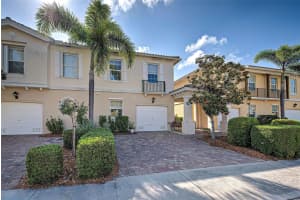 1537 BURGOS DRIVE, SARASOTA, FL 34238 Sold 07/01/24