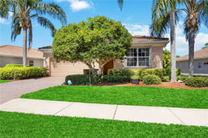 116 WINDING RIVER TRAIL, BRADENTON, FL 34212 Sold 10/30/24