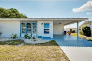 472 CIRCLEWOOD DRIVE, VENICE, FL 34293 - MLS#MFRN6133065