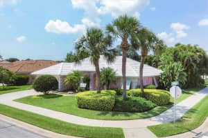 327 ROSELING CIRCLE, VENICE, FL 34293 Sold 09/03/24