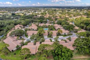 3212 SANDLEHEATH #65, SARASOTA, FL 34235 Sold 04/03/25
