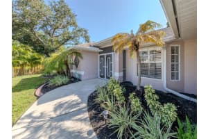 420 LAKE OF THE WOODS DRIVE, VENICE, FL 34293 Sold 08/28/24