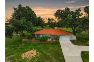 3820 BAY TREE ROAD, SARASOTA, FL 34240 Sold 01/21/25