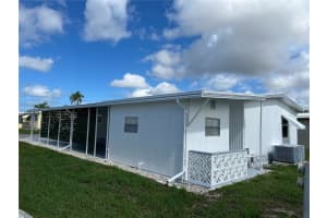 923 CORTINA BOULEVARD, VENICE, FL 34285 - MLS#MFRN6133418