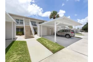 208 SILVER LAKE DRIVE, VENICE, FL 34292 Sold 09/09/24