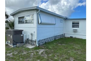 751 DAHLIA DR, VENICE, FL 34293 - MLS#MFRN6133554