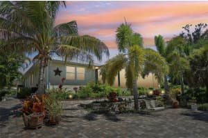 436 ALLIGATOR DRIVE, VENICE, FL 34293 Sold 10/04/24