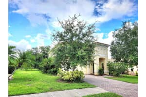 11886 GRANITE WOODS LOOP, VENICE, FL 34292 Sold 08/08/24