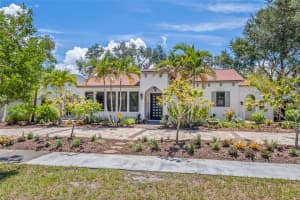 313 HARBOR DR S., VENICE, FL 34285 Sold 11/21/24