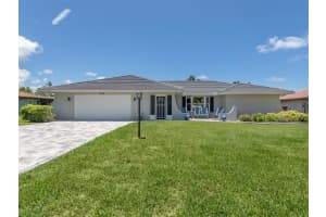 2259 LAKEWOOD DRIVE, NOKOMIS, FL 34275 Sold 10/25/24