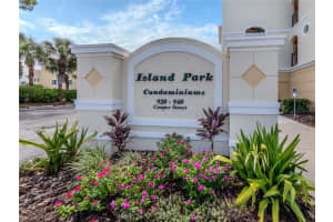 920 COOPER STREET, VENICE, FL 34285 Sold 09/16/24