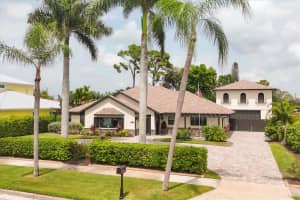 739 RIVIERA STREET, VENICE, FL 34285 Sold 01/22/25