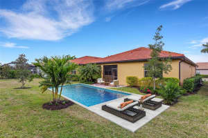261 CALMAR WAY, NOKOMIS, FL 34275 Sold 01/14/25