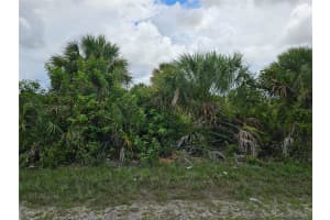 10460 NEW BRUNSWICK STREET, PORT CHARLOTTE, FL 33981 Sold 06/12/25