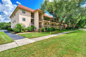 104 CAPRI ISLES BOULEVARD, VENICE, FL 34292 Sold 09/30/24