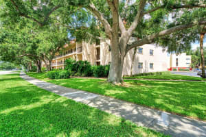 104 CAPRI ISLES BOULEVARD, VENICE, FL 34292 Sold 09/30/24