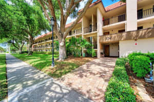 104 CAPRI ISLES BOULEVARD, VENICE, FL 34292 Sold 09/30/24