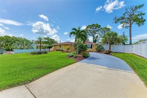 320 AURORA STREET, VENICE, FL 34285 Sold 01/30/25