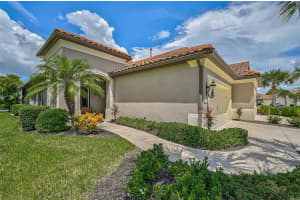 239 CASALINO DRIVE, NOKOMIS, FL 34275 Sold 10/25/24